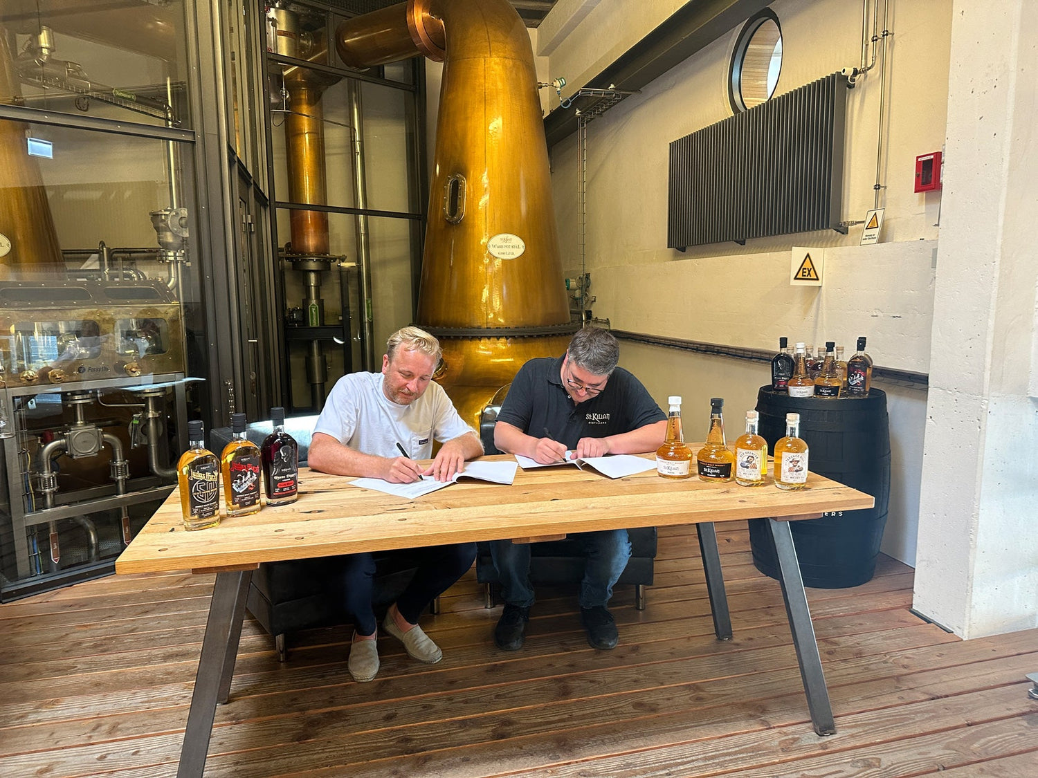 Pressemitteilung: Premium-Whiskys und Liköre für Gastronomie und Events – Strategische Allianz mit Vertriebsagentur OTHER GUYS